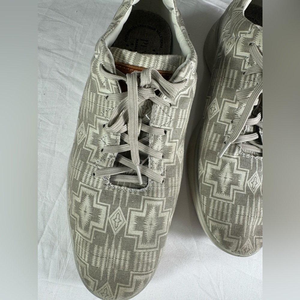 Pendleton Harding Feather Patterned Sneakers Wome… - image 2